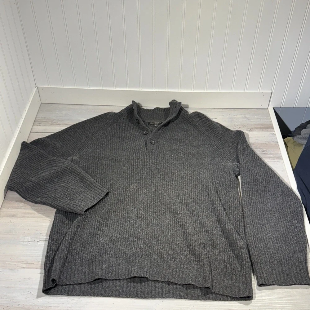 Banana Republic Sweater Charcoal Grey 1/4 Button Pullover Merino Wool Italian XL